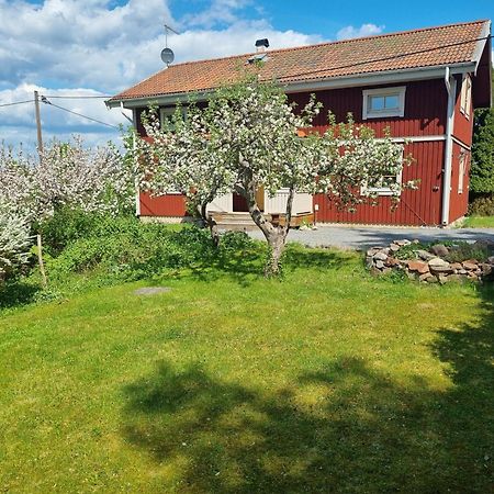 Saellinge House - Cozy Villa With Fireplace And Garden Close To 웁살라 외부 사진