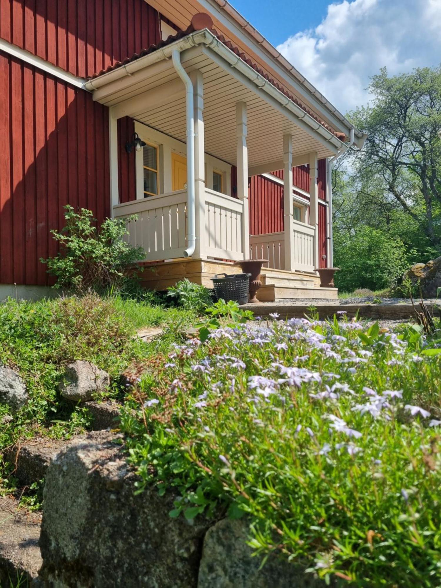 Saellinge House - Cozy Villa With Fireplace And Garden Close To 웁살라 외부 사진