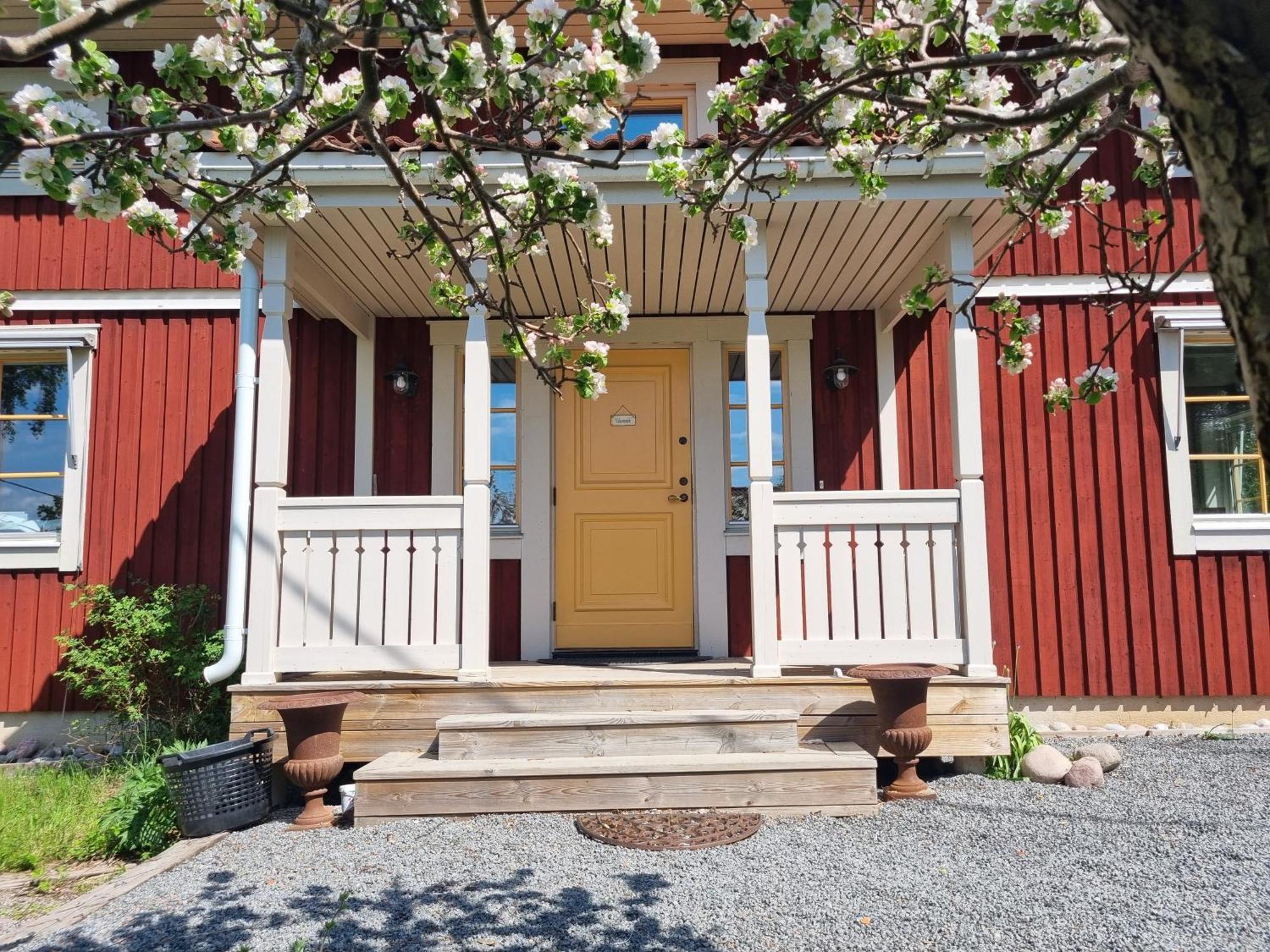 Saellinge House - Cozy Villa With Fireplace And Garden Close To 웁살라 외부 사진