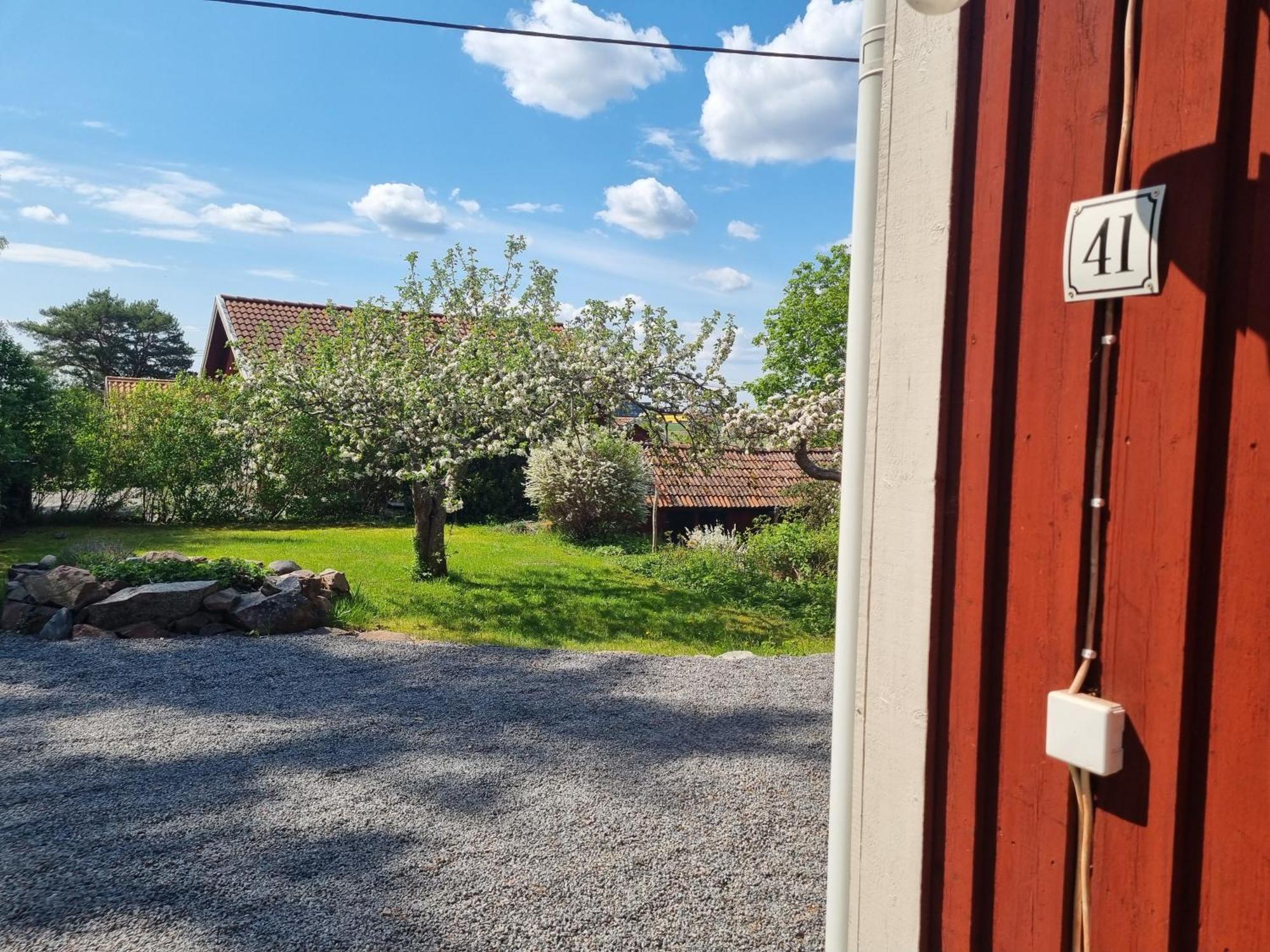 Saellinge House - Cozy Villa With Fireplace And Garden Close To 웁살라 외부 사진