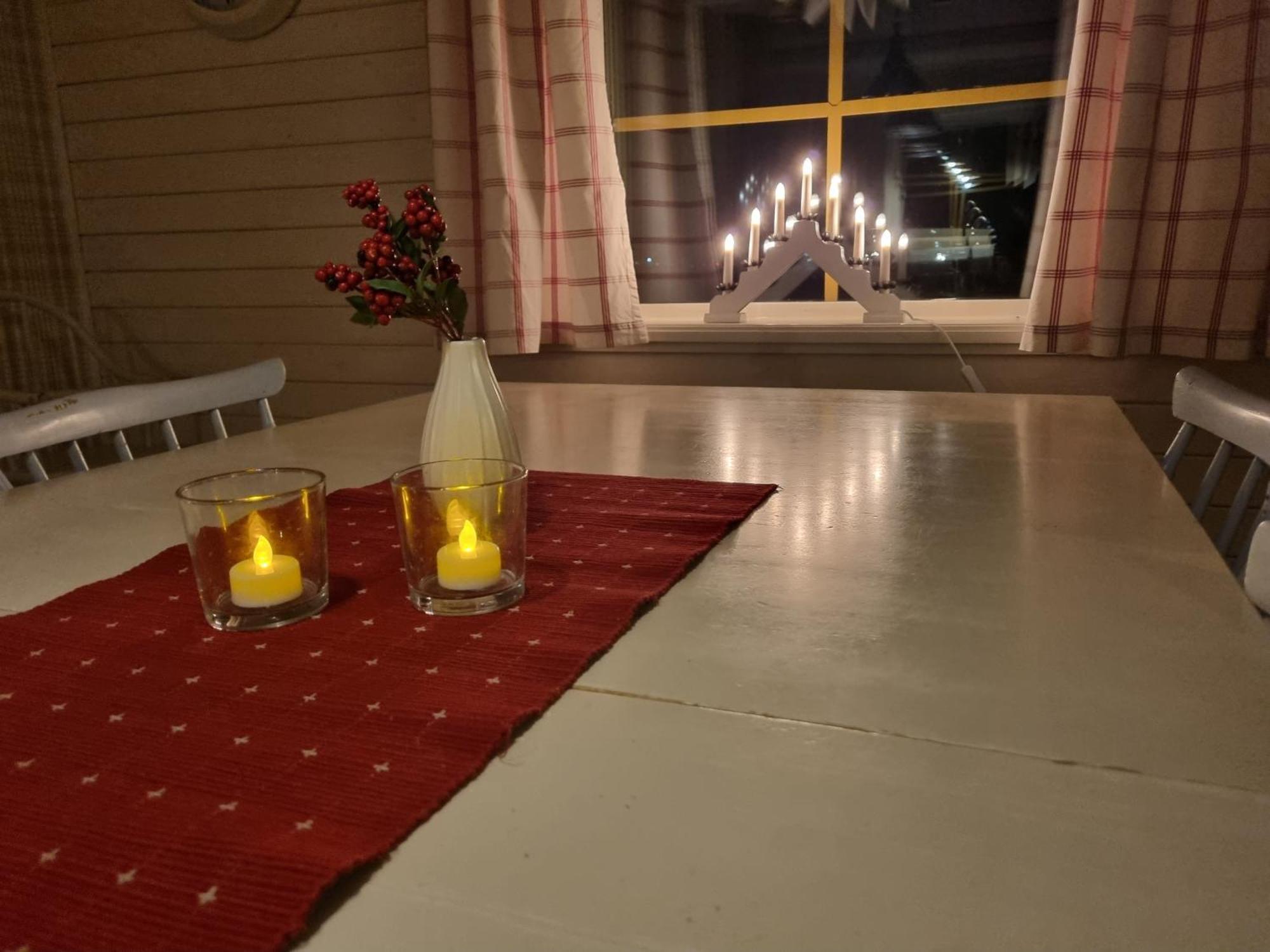 Saellinge House - Cozy Villa With Fireplace And Garden Close To 웁살라 외부 사진