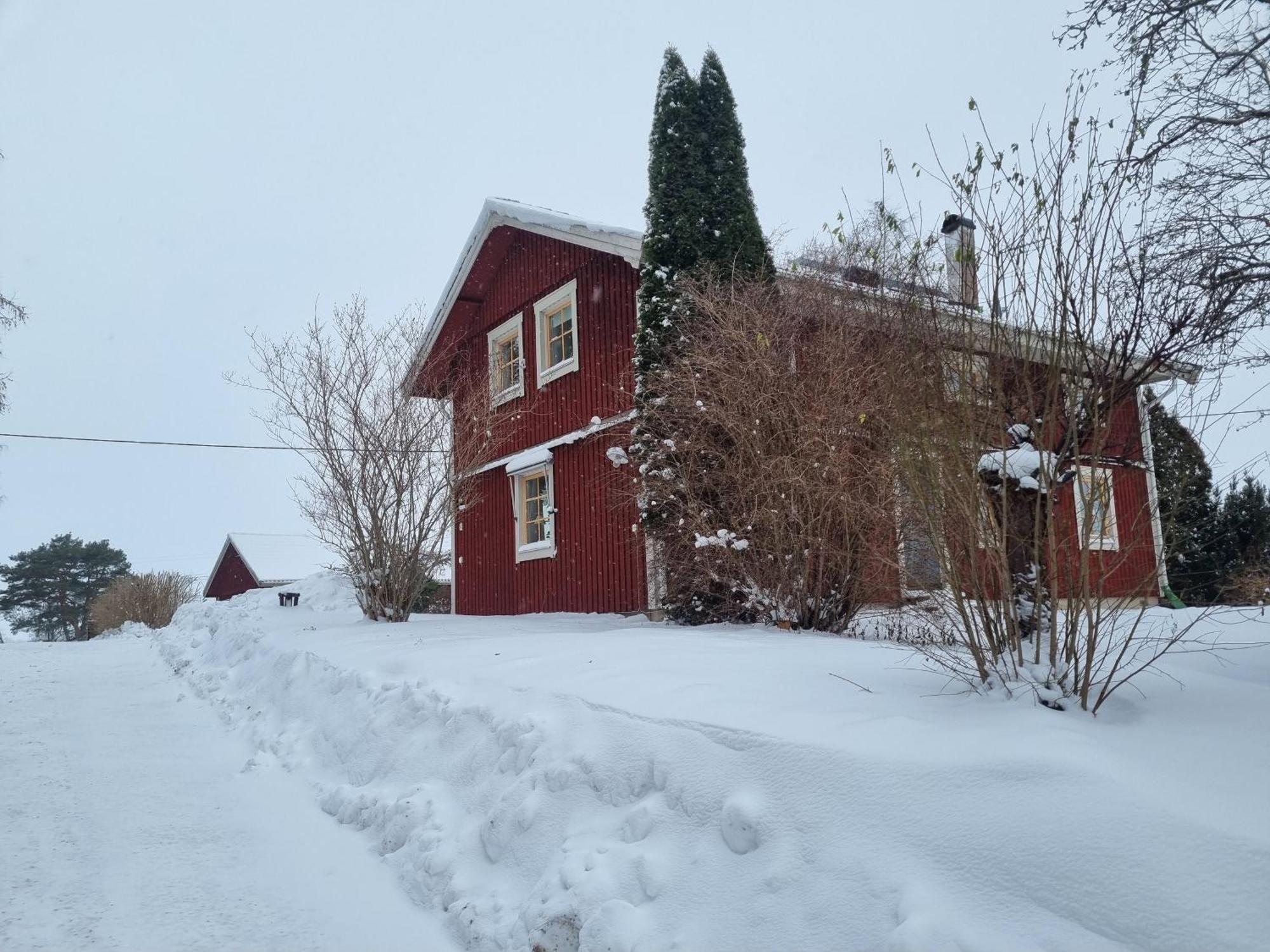 Saellinge House - Cozy Villa With Fireplace And Garden Close To 웁살라 외부 사진